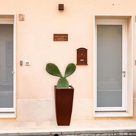 Don Camillo Maison Vakantiehuis Avola